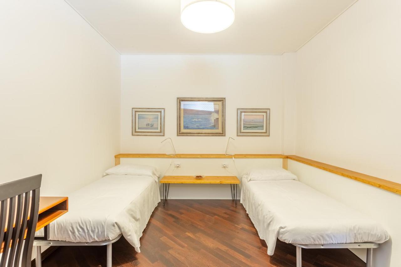 Baveno Beach - Charming Flat With Garden Bagian luar foto